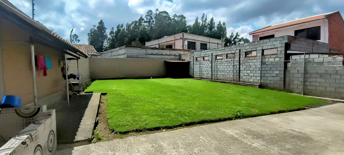 CASA EN VENTA (junto al nuevo hospital)